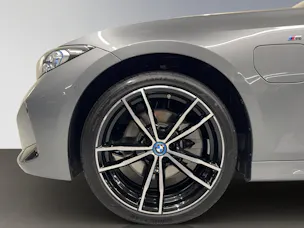 BMW 330e xDrive Steptronic M Sport