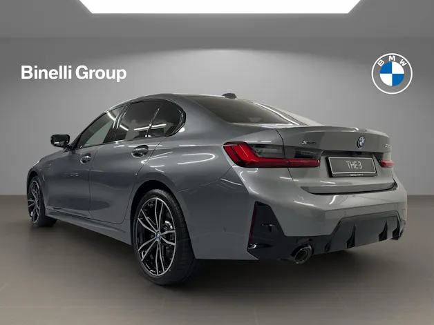 BMW 330e xDrive Steptronic M Sport