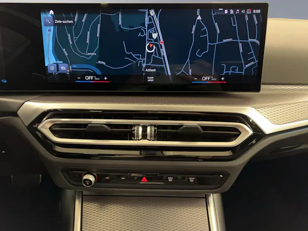 BMW 330e xDrive Steptronic M Sport