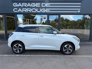 Vehicle image SUZUKI SWIFT 0