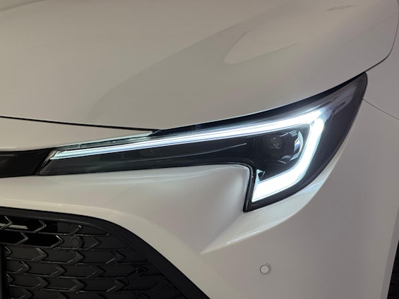 Vehicle image 15 Vehicle image 15