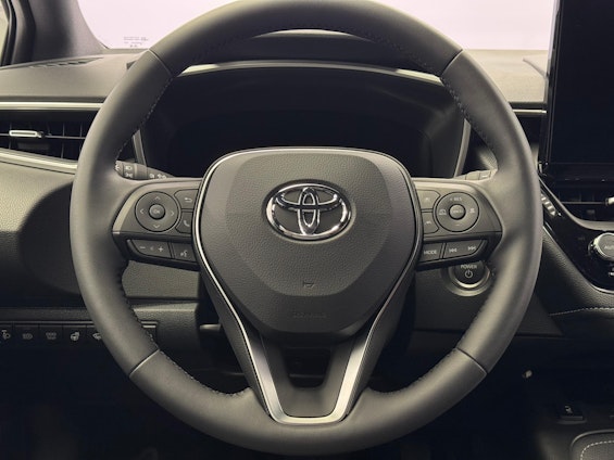 Vehicle image 12 Vehicle image 12