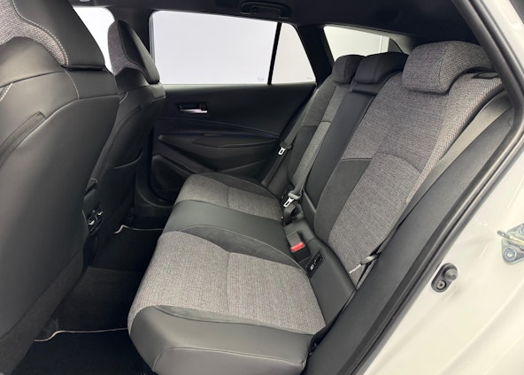 Vehicle image 9 Vehicle image 9