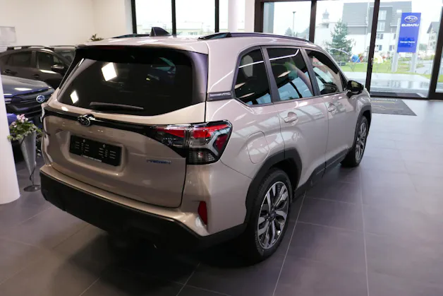 Subaru Forester Station 2.0i e-Boxer Luxury