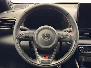 Toyota Yaris 1.5 VVT-i HSD GR Sport