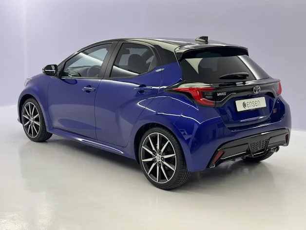 Toyota Yaris 1.5 VVT-i HSD GR Sport