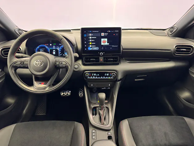 Toyota Yaris 1.5 VVT-i HSD GR Sport