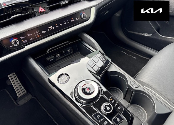 Vehicle image 11 Vehicle image 11