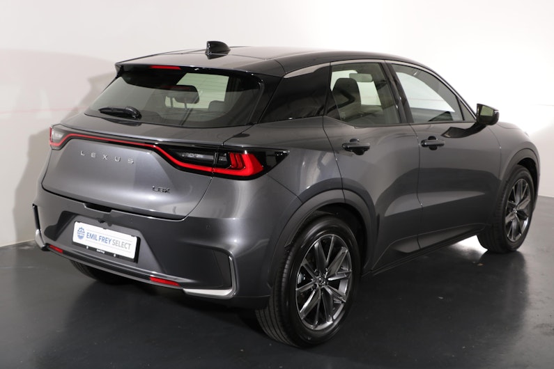 Vehicle image LEXUS LBX