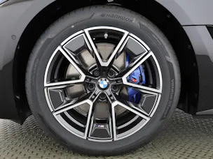BMW i4 M60