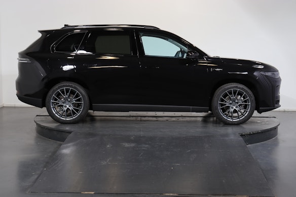 LEAPMOTOR C10 Design AWD 1