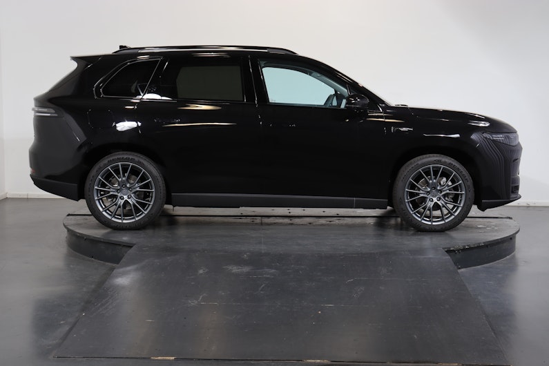 Vehicle image LEAPMOTOR C10