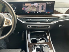 Vehicle image BMW X5 50e xDrive SAG