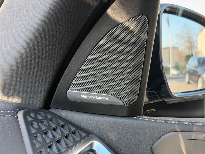 Vehicle image BMW X5