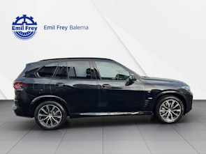 Vehicle image BMW X5 50e xDrive SAG