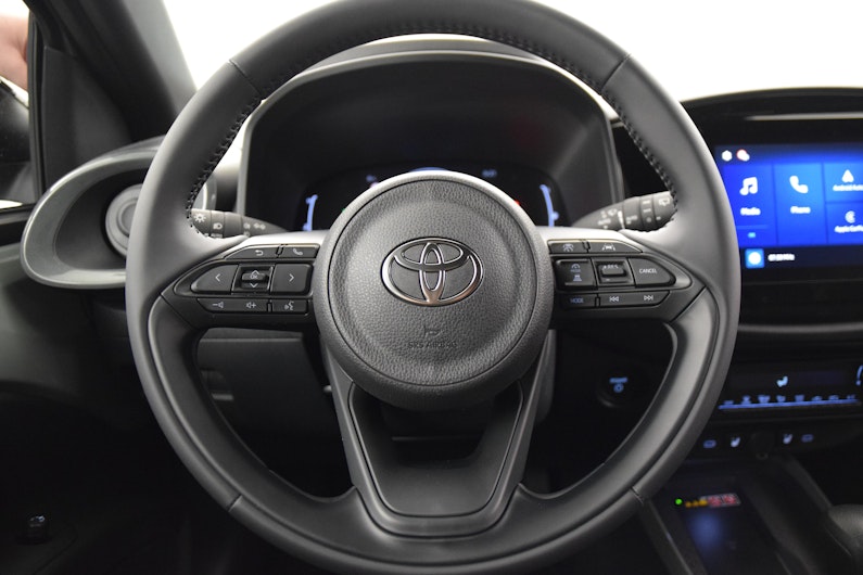 Vehicle image TOYOTA AYGO X