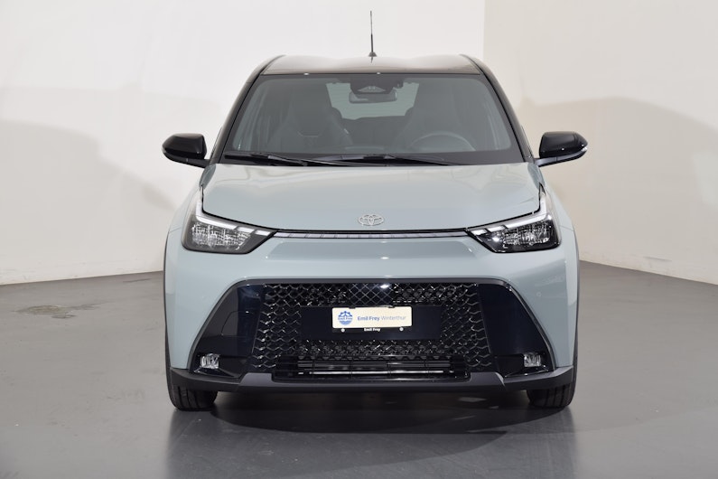 Vehicle image TOYOTA AYGO X