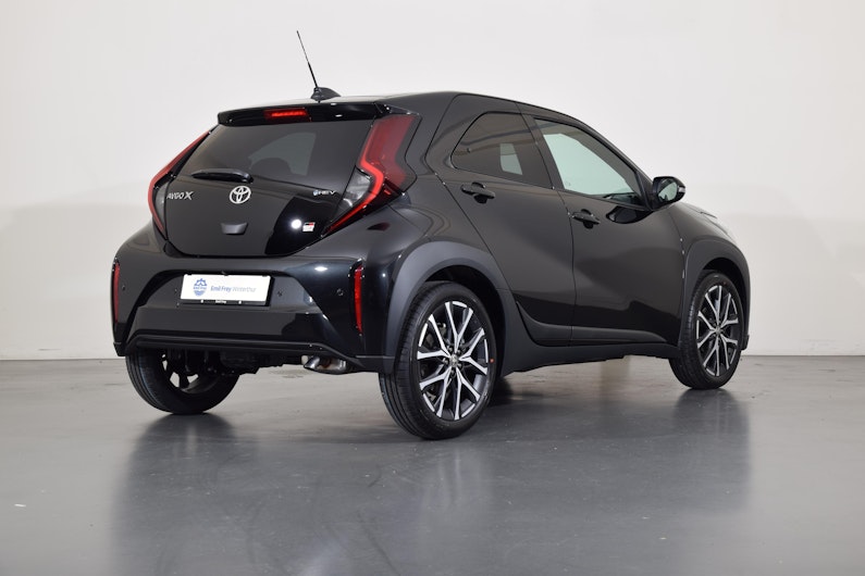 Vehicle image TOYOTA AYGO X