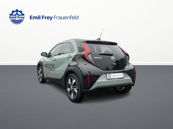 Vehicle image 2 Vehicle image 2