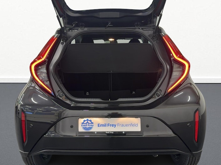 Vehicle image TOYOTA AYGO X