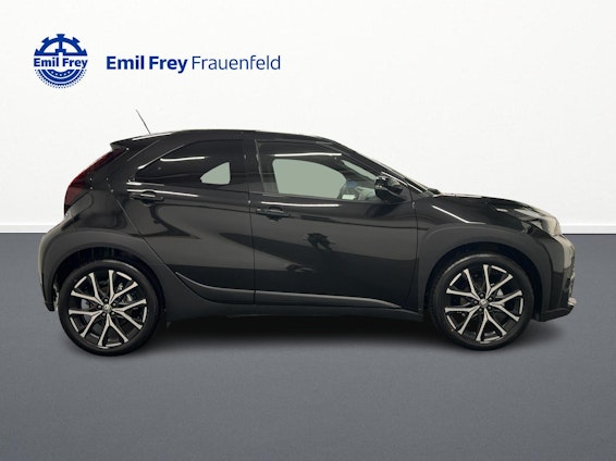 Vehicle image 5 Vehicle image 5