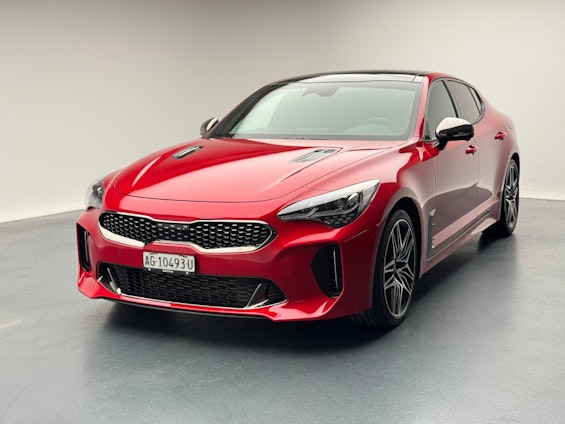 First vehicle image First vehicle image