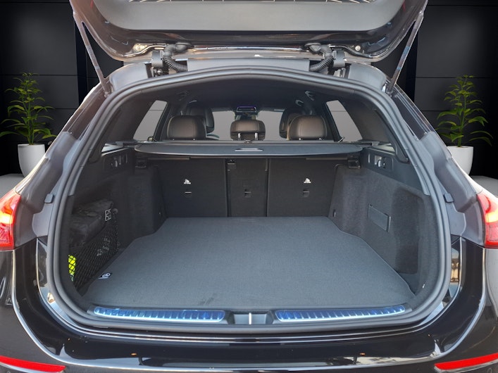 Vehicle image MERCEDES-BENZ C 220