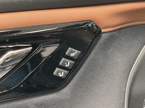 Vehicle image SUBARU Forester Station 2.0i e-Boxer Luxury