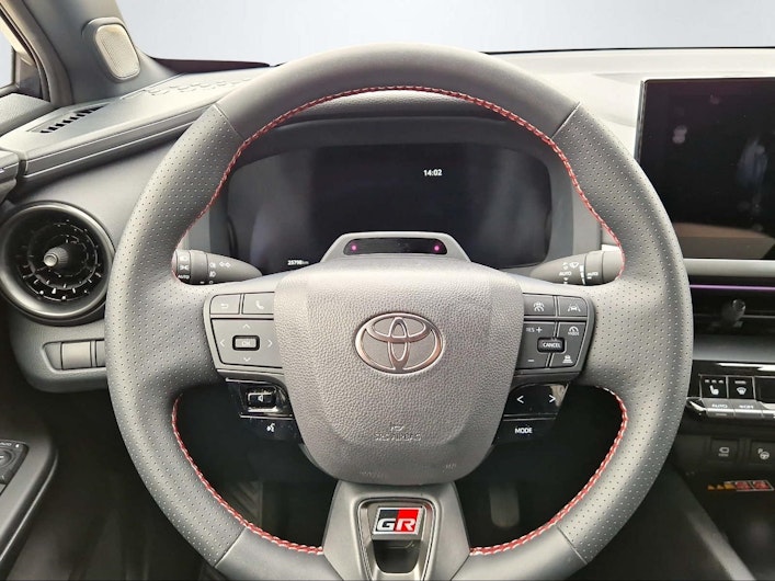 Vehicle image TOYOTA C-HR