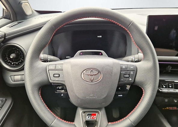 Vehicle image 4 Vehicle image 4