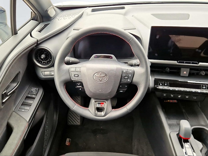 Vehicle image TOYOTA C-HR