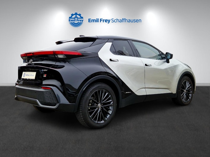Vehicle image TOYOTA C-HR