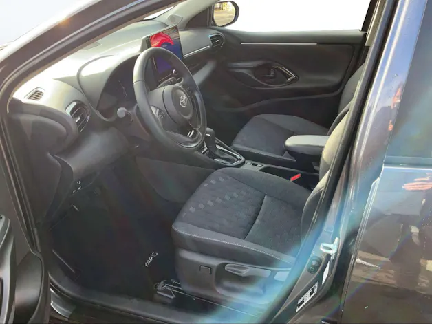 Toyota Yaris 1.5 VVT-i HSD Trend
