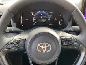 Toyota Yaris 1.5 VVT-i HSD Trend