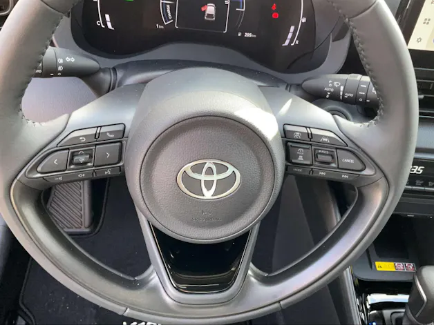 Toyota Yaris 1.5 VVT-i HSD Trend
