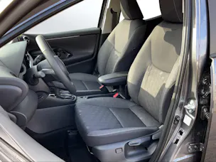 Toyota Yaris 1.5 VVT-i HSD Trend