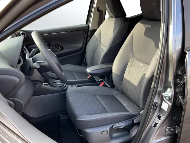 Toyota Yaris 1.5 VVT-i HSD Trend