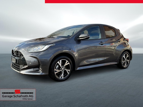 First vehicle image First vehicle image