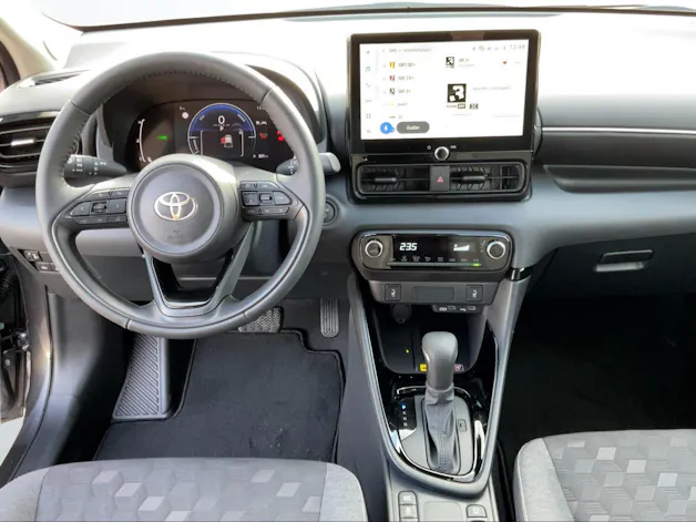 Toyota Yaris 1.5 VVT-i HSD Trend