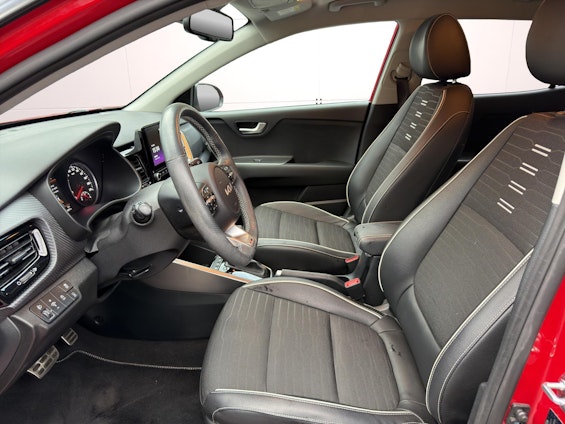 Vehicle image 7 Vehicle image 7