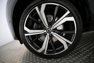 Vehicle image VOLVO XC60 2.0 T6 TE R-Design eAWD