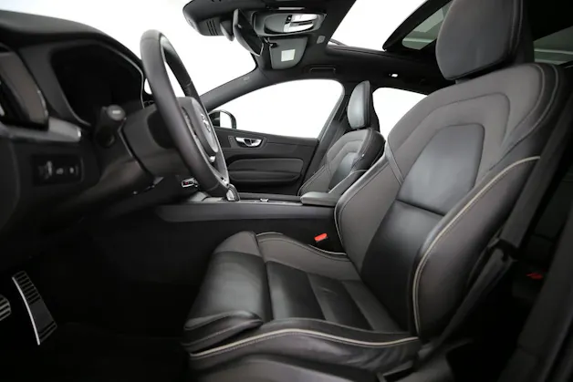 Volvo XC60 2.0 T6 TE R-Design eAWD
