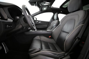 Vehicle image VOLVO XC60 2.0 T6 TE R-Design eAWD