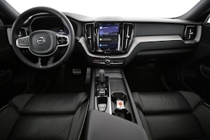 Vehicle image VOLVO XC60 2.0 T6 TE R-Design eAWD