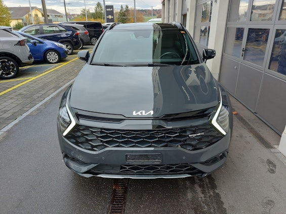 Vehicle image 4 Vehicle image 4