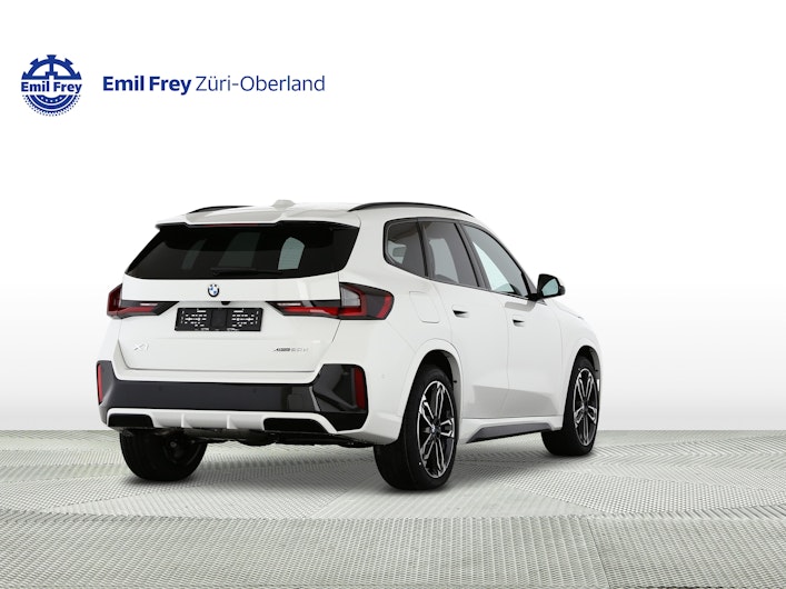 Vehicle image BMW X1