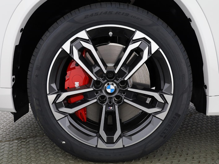 Vehicle image BMW X1