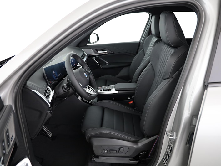 Vehicle image BMW X1