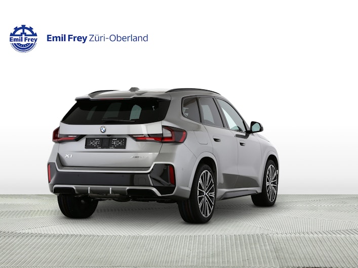 Vehicle image BMW X1