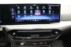 Vehicle image BMW 330d xDrive SAG Touring